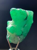 13.85ct Swat Emerald Crystal: Natural Green Beauty in Raw Form - Image 5