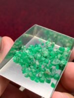 Rough Lot Spotlight: 31.80 ct Swat Emerald Crystal Parcel - Image 6