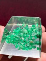 Rough Lot Spotlight: 31.80 ct Swat Emerald Crystal Parcel - Image 7