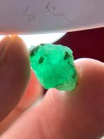 5.70ct Swat Emerald crystal – Rare Natural Gemstones (14.33×10.00×6.23mm) - Image 2