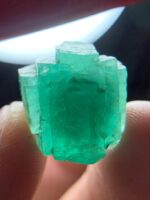 A 24.20-Carat Swat Emerald Crystal: A Detailed Look at Size, Origin, and Significance - Image 12