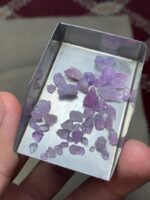 A Closer Look at a 22.90 ct Afghan Hackmanite Rough Lot - Image 6