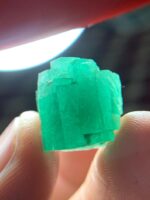 A 24.20-Carat Swat Emerald Crystal: A Detailed Look at Size, Origin, and Significance - Image 7