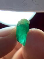 5.70ct Swat Emerald crystal – Rare Natural Gemstones (14.33×10.00×6.23mm) - Image 7