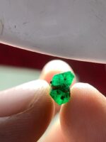 2.11ct Swat Emerald Crystal – Natural Untreated Green Gemstone (6.55 x 8.03 x 6.42 mm) - Image 5