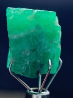 12.85ct Swat Emerald Crystal: Rich Green Natural Beryl - Image 4