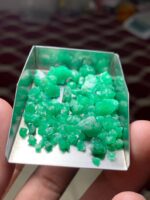 53.60 ct Swat Emerald Rough Lot – Compact Form, Natural Depth - Image 13