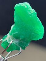 7.11ct Swat Emerald Crystal: Natural Green Beryl in Raw Form - Image 2