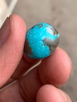 19 ct Afghan Turquoise Cabochon: Bold Yet Graceful in Form - Image 2