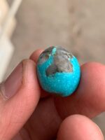 19 ct Afghan Turquoise Cabochon: Bold Yet Graceful in Form - Image 3