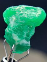 7.11ct Swat Emerald Crystal: Natural Green Beryl in Raw Form - Image 4