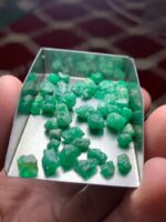 45.65 ct Emerald Rough Lot Swat – Compact Natural Crystals with Deep Green - Image 12