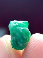 6.90 ct Swat Emerald Crystal – A 10.56 × 9.67 × 8.37 mm Natural Gem from Pakistan - Image 4