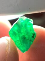 4.35ct Swat Emerald Crystal – A Bright, Wide-Faced Green Beauty from Pakistan - Image 7