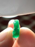 4.35ct Swat Emerald Crystal – A Bright, Wide-Faced Green Beauty from Pakistan - Image 8