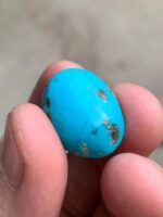 Exquisite Afghan Turquoise: A 25.82 ct Cabochon Gem - Image 4