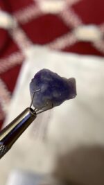 11.25 ct Natural Hackmanite Crystal from Afghanistan - Image 4
