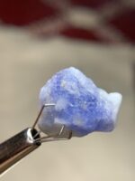 11.25 ct Natural Hackmanite Crystal from Afghanistan - Image 6