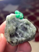A Monumental 152.50-Carat Emerald Specimen from Swat: A Giant Born of the Mountains - Image 3