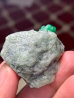 A Monumental 152.50-Carat Emerald Specimen from Swat: A Giant Born of the Mountains - Image 8