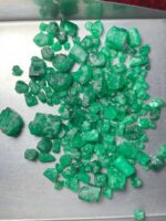 101.90ct Swat Emerald Rough Lot (11x9x7mm): Untouched Natural Green Gems from Pakistan - Image 5