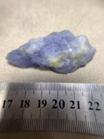 Exceptional 90.40 ct Afghan Hackmanite Crystal with Museum-Grade Size and Rare Optical Phenomena - Image 4
