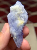 Exceptional 90.40 ct Afghan Hackmanite Crystal with Museum-Grade Size and Rare Optical Phenomena - Image 9