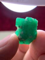 19.95ct Swat Emerald Crystal – Bold, Natural, and Brilliantly Formed - Image 2