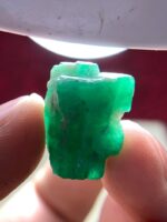 19.95ct Swat Emerald Crystal – Bold, Natural, and Brilliantly Formed - Image 7