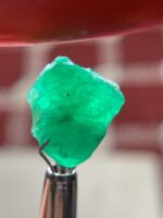 9.97 ct Swat Emerald Crystal – A Bold Statement of Nature - Image 2