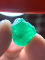 9.97 ct Swat Emerald Crystal – A Bold Statement of Nature - Image 5