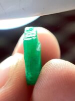 5.15ct Swat Emerald Crystal – A Wide, Vibrant Green Gem from Pakistan - Image 5