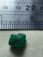 Striking Green Brilliance: 8.50ct Emerald Crystal from Swat Valley - Image 9