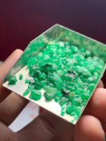 56.00ct Swat Emerald Rough Lot - Natural Uncut Gemstones - Image 3