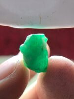 The Majesty of Swat: 12.91ct Emerald Crystal (13.97 x 11.33 x 11.17 mm) - Image 5
