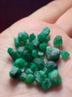 43.95ct Swat Emerald Rough Lot: Untouched Beauty from Pakistan’s Gem Valley - Image 2