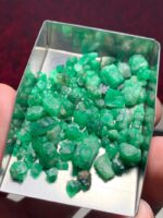 Precision & Profit: A 59.54ct Swat Emerald Rough Lot Tailored for Efficiency - Image 10