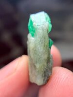 A Refined 25.45-Carat Swat Emerald Specimen: Elegance in Natural Form - Image 11