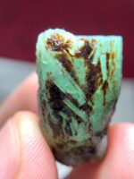 38.91ct Laghman Emerald Crystal: A Striking Natural Treasure from Afghanistan - Image 7