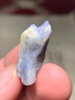 Large Afghan Hackmanite Crystal – 32 Carats of Strong Natural Presence - Image 9