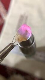 Elegant 8.55 ct Afghan Hackmanite Crystal with Rare Fluorescent Beauty - Image 3