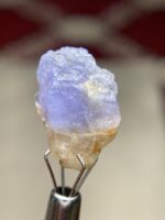 Elegant 8.55 ct Afghan Hackmanite Crystal with Rare Fluorescent Beauty - Image 5