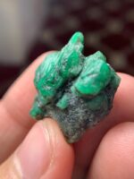 56.75-Carat Emerald Specimen from Swat: A Symmetrical and Substantial Crystal (27.75 × 28.50 × 15.37 mm) - Image 8