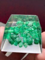 Rough Lot Spotlight: 45.29 ct Swat Emerald Crystal Parcel - Image 10