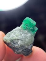27.38ct Swat Emerald Specimen – A Stunning Natural Crystal with Impressive Size - Image 7