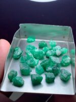 44.30ct Swat Emerald Rough Lot: Raw Elegance from Pakistan’s Premier Source - Image 4