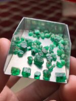 Panjshir Emerald Rough Lot – 34.95 Carats of Natural Presence - Image 8