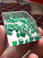 Panjshir Emerald Rough Lot – 34.95 Carats of Natural Presence - Image 12
