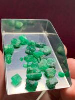 Uncut Majesty: 32.85 ct Swat Emerald Rough — Untamed Beauty in Every Millimeter" - Image 5