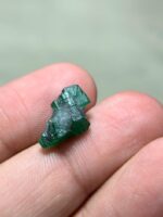 4.87ct Swat Emerald Crystal – Natural Untreated Green Gem (16.43 x 10.11 x 5.83 mm) - Image 3